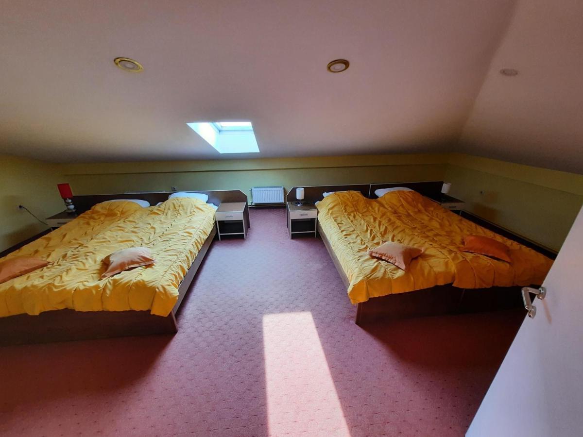 Motel Tiron Kakanj Zewnętrze zdjęcie
