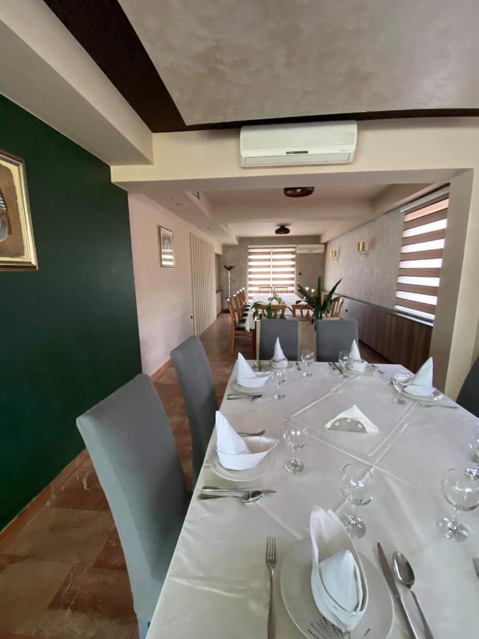 Motel Tiron Kakanj Zewnętrze zdjęcie